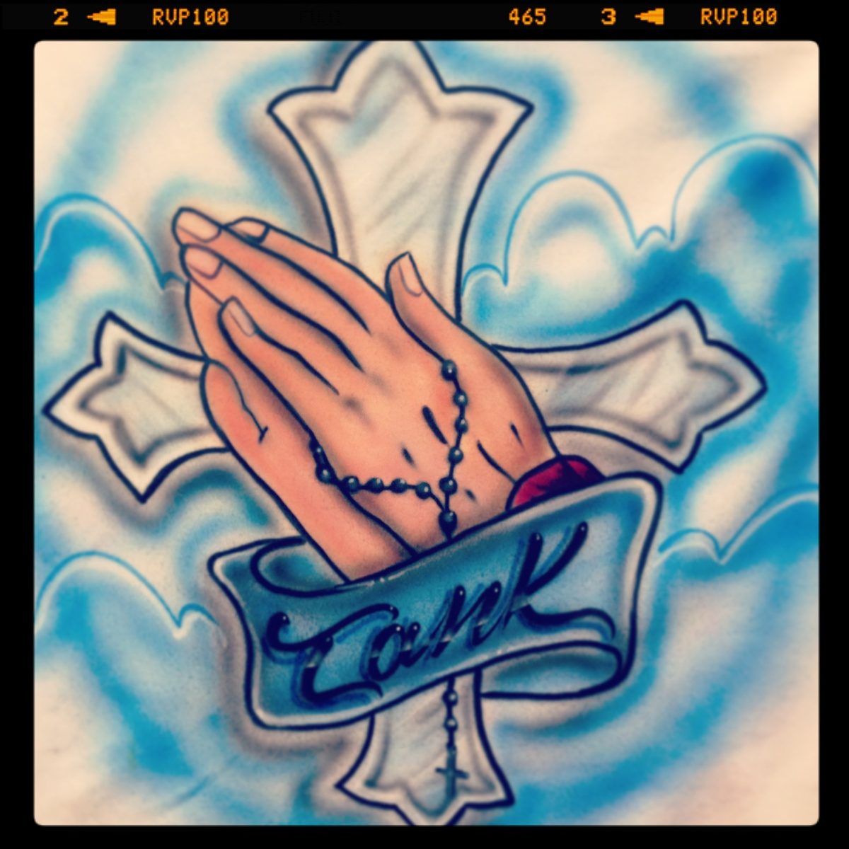 Praying hands memorial tee